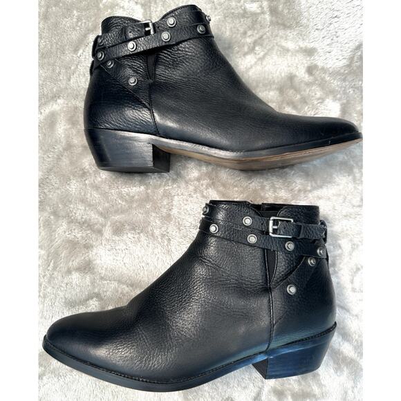 Halogen Black Leather Studded Strap Detail Side Zip Biker Ankle Boots Size 9 - Picture 2 of 7